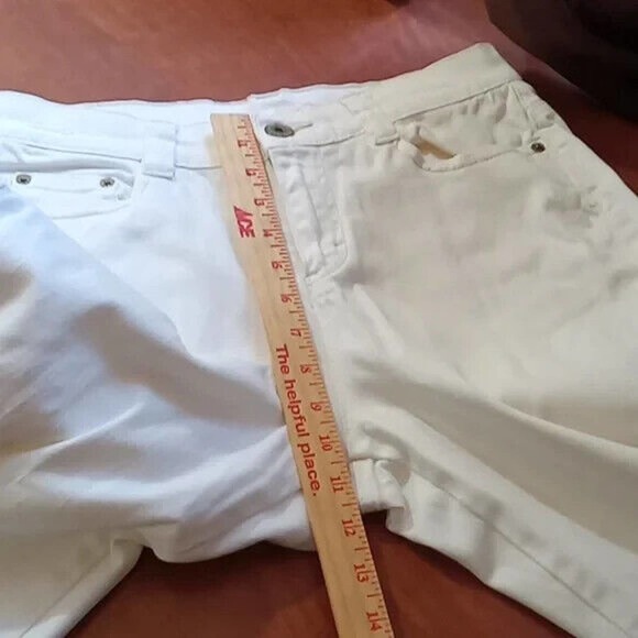 DKNY Jeans women's size 8 white Distress jeans - Picture 7 of 16